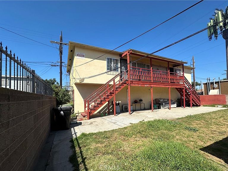 Listing photo 4