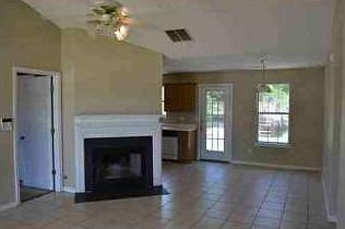 3rd image of 35 Canterbury Dr