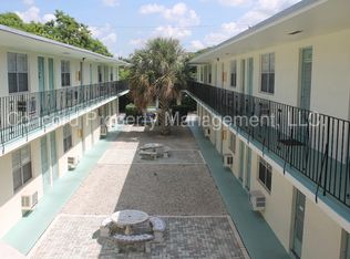 2537 Lincoln St APT 18, Hollywood, FL 33020