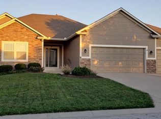 1807 N 160th Cir, Basehor, KS 66007