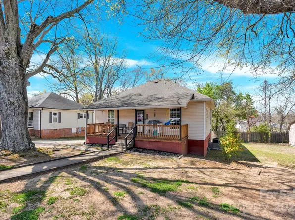 803 N Walnut St, Kannapolis, NC 28081