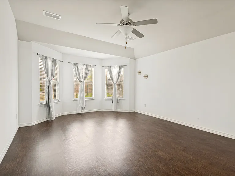 309 Acadia Ln — Photo 14