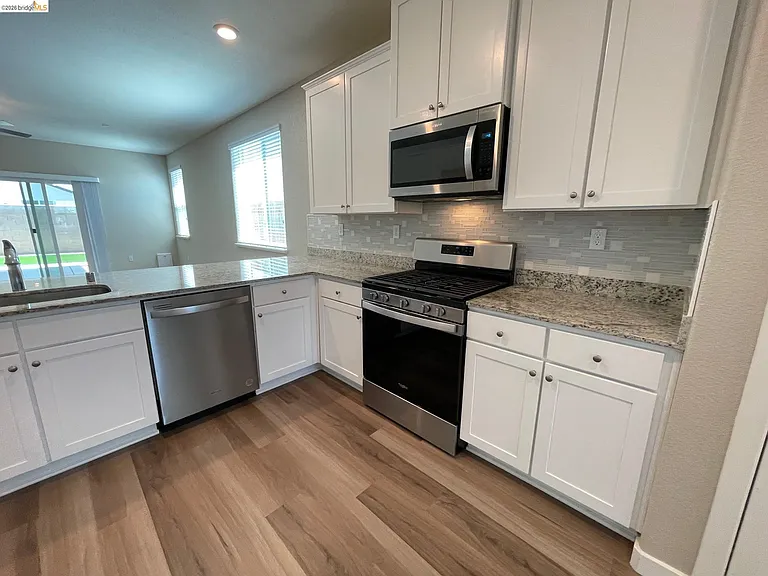 4395 Canada Way — Photo 13