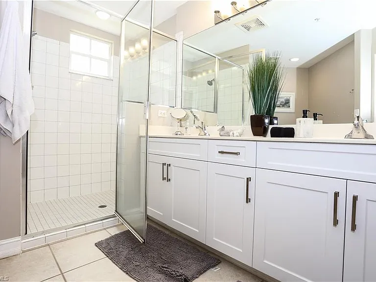 1710 Tarpon Bay Dr S #4 — Photo 21