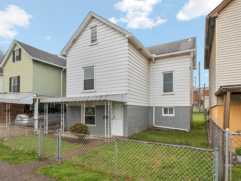 27 Rudolph St — Photo 3