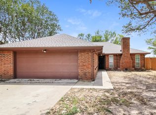 2601 Valley View Dr, Corinth, TX 76210