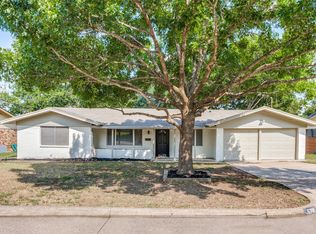 5700 Waltham Ave, Fort Worth, TX 76133