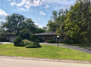 12930 S Golfview Ln, Palos Heights, IL 60463