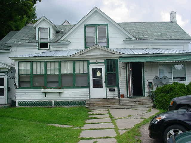 1st image of 579 E Main St