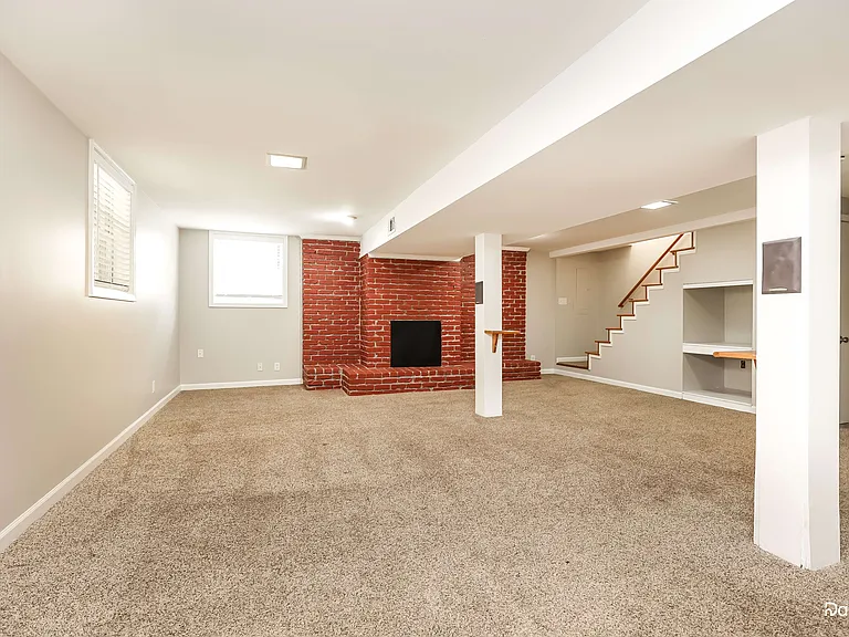 2618 Timberland Dr — Photo 14