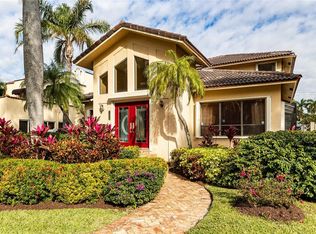 1039 Harrison St, Hollywood, FL 33019