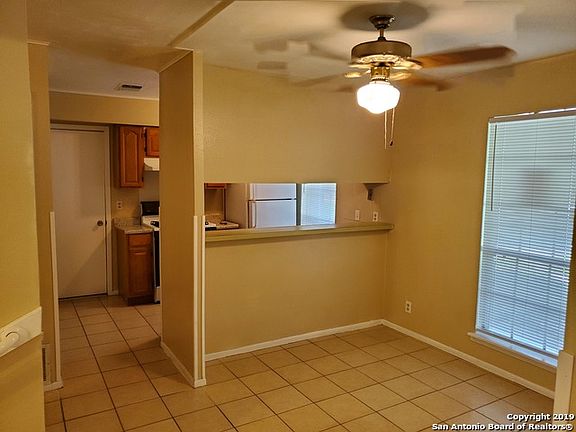 4th image of 137 Meadow Dr