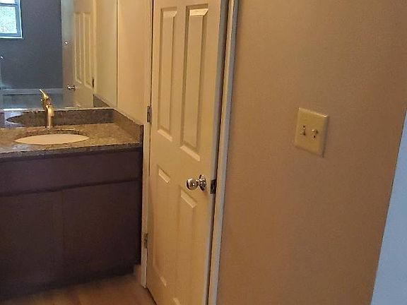 5th image of 5316 Pershing Ave Floor 2-207
