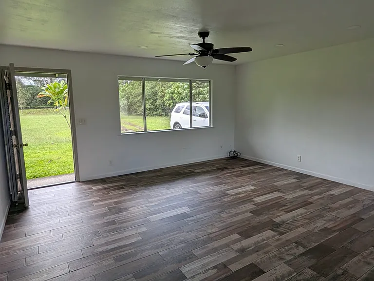 15-2039 28th Ave — Photo 3
