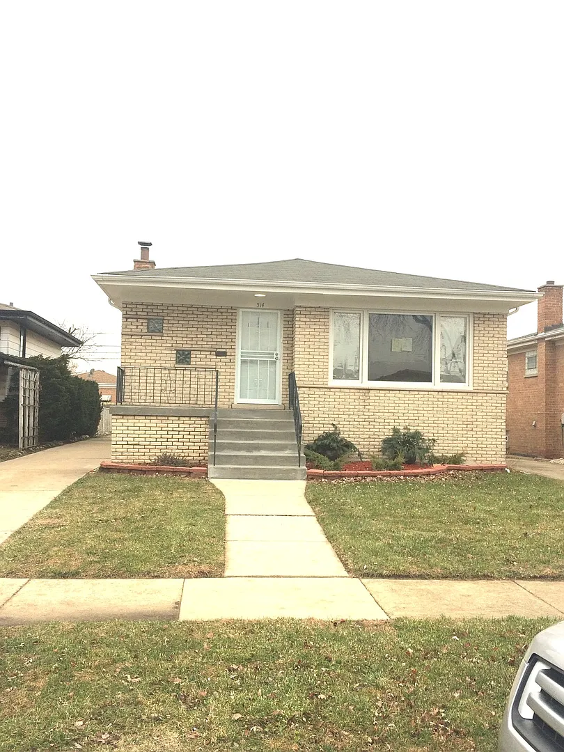 514 Bensley Ave photo 1