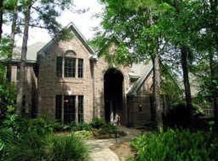 62 W Lakemist Cir, The Woodlands, TX 77381