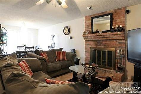 2nd image of 5002 Castle Hill Dr