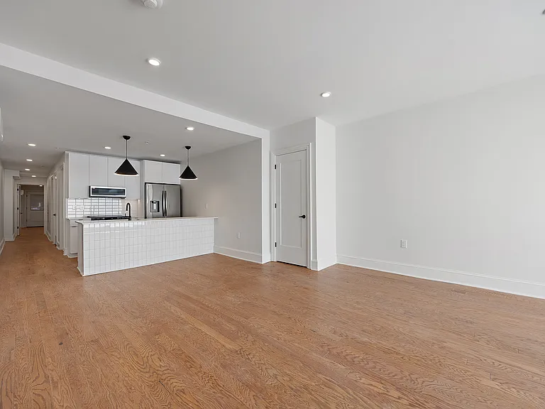 839 N Tatnall St #101 — Photo 1