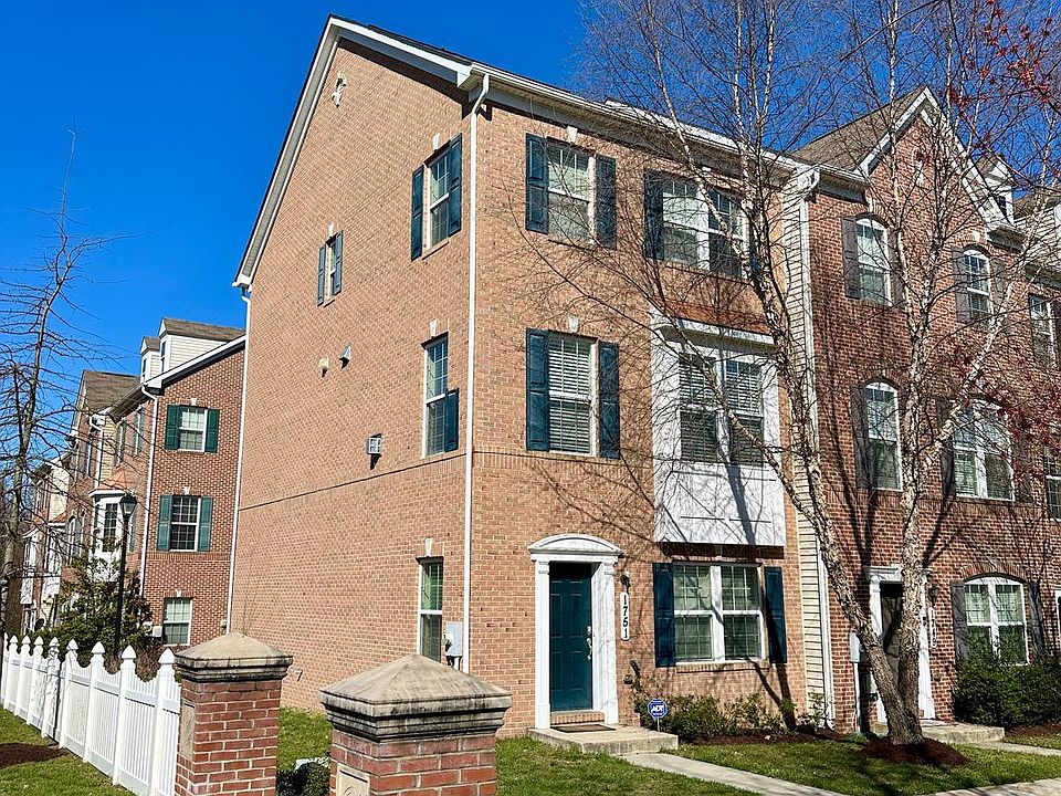 1st image of 1751 Fernwood Dr