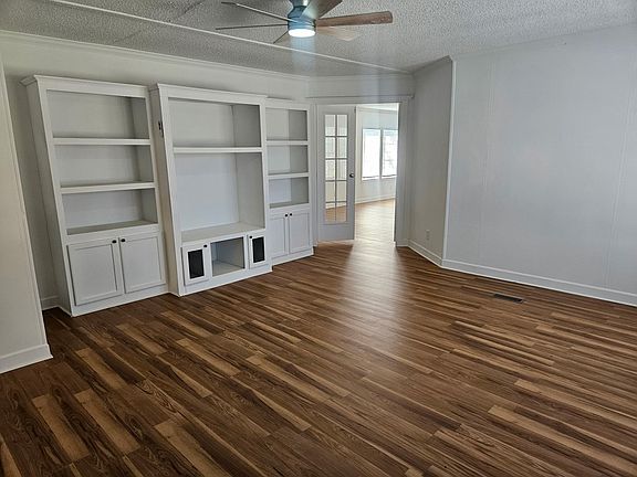 4th image of 216 Cleveland Rd