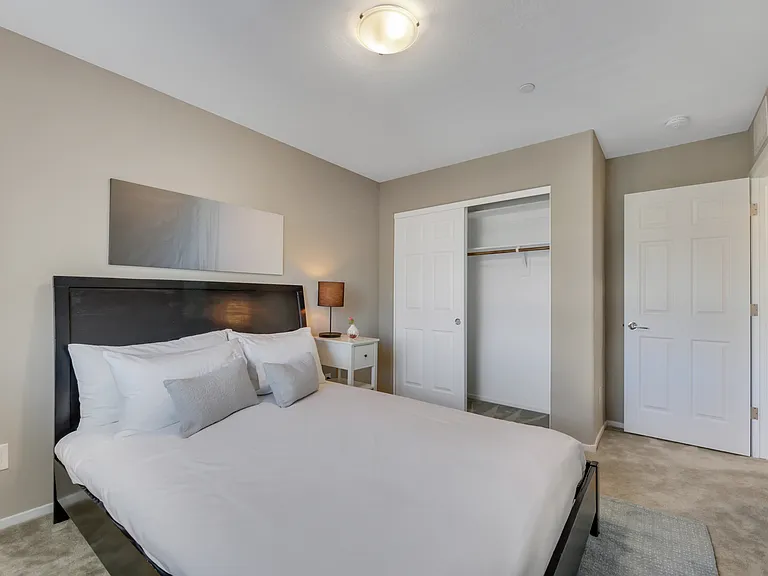 48 Alamere Falls Dr — Photo 5