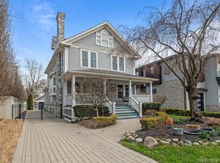 731 S Bates St, Birmingham, MI 48009