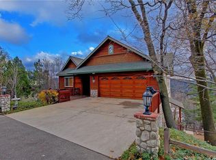 27649 Saint Bernard Ln, Lake Arrowhead, CA 92352