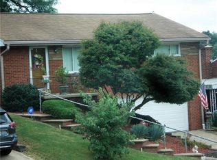 122 Woodhall Dr, Pittsburgh, PA
