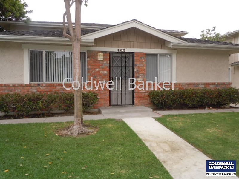 1st image of 2585 Tiller Ave