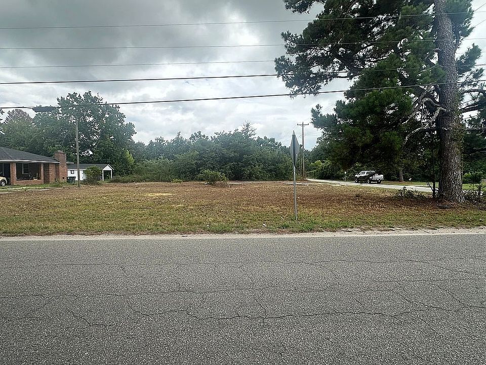 2nd image of 4009 S Cedar St
