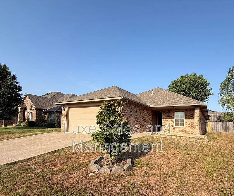 2225 Mill Creek Way