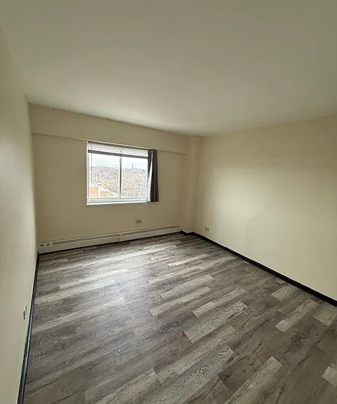 1400 Chicago Ave — Photo 15