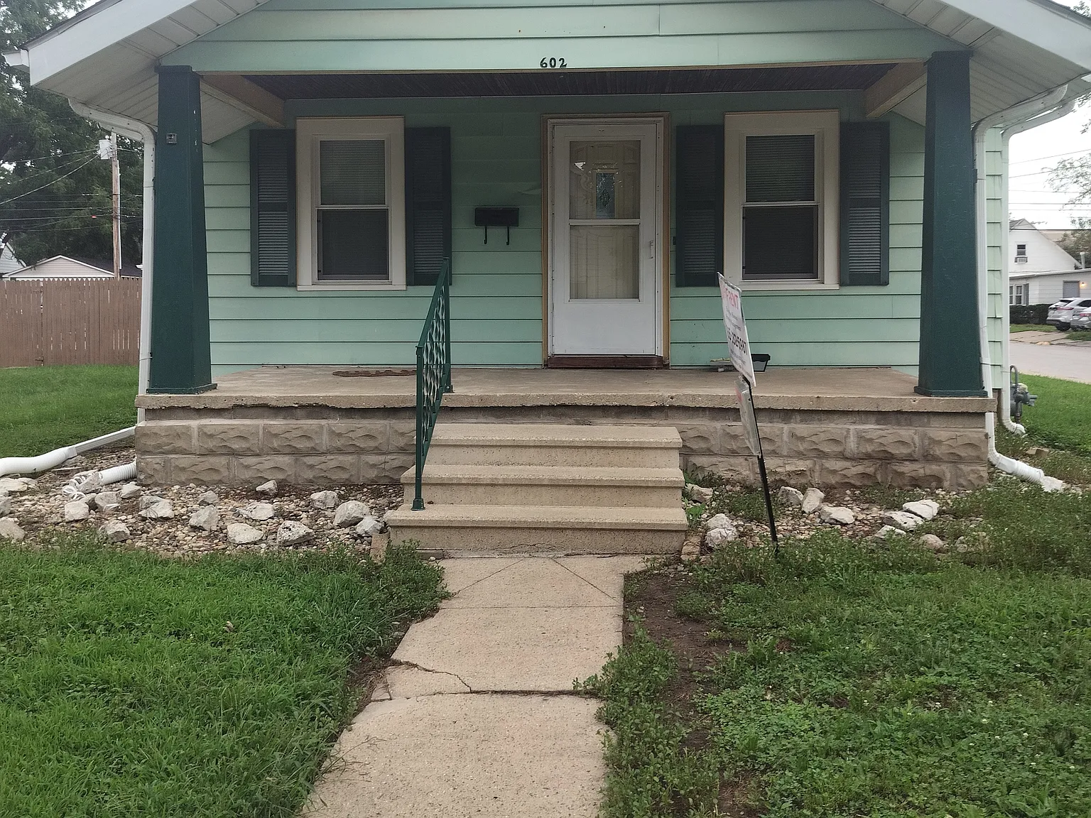 4 bed, 1600 sqft, $3,200 — Photo 1