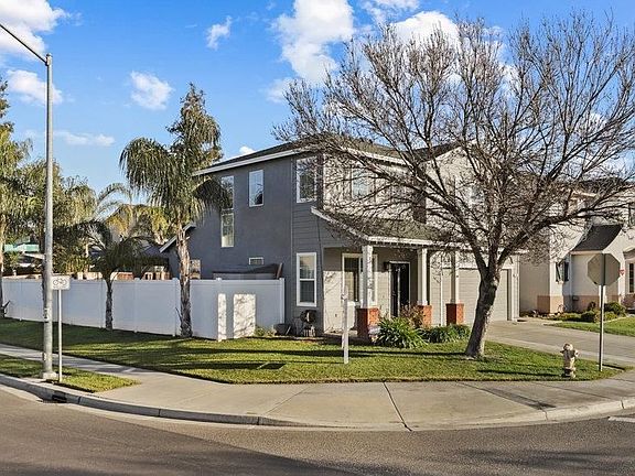 2nd image of 2303 Bungalow Ct