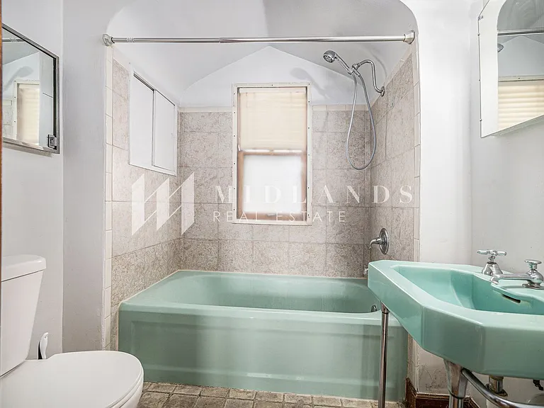 815 Pierce St — Photo 16