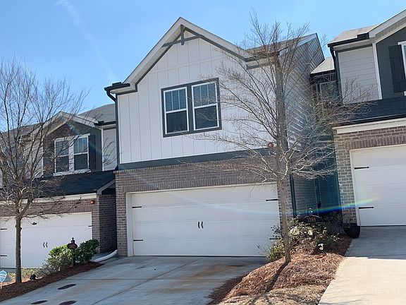 2nd image of 1402 Vayda Ct