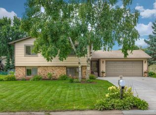 8133 Vincent Ave N, Brooklyn Park, MN 55444