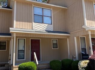 1248 N Forest Dr, Fayetteville, NC 28303