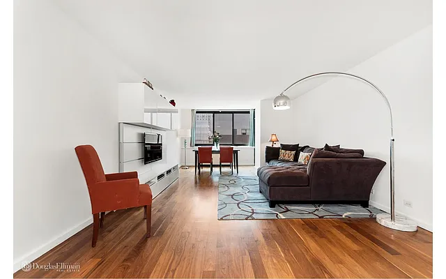 Sold by Douglas Elliman | media 23