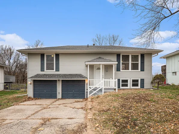 1208 S Mayview Ave, Independence, MO 64057