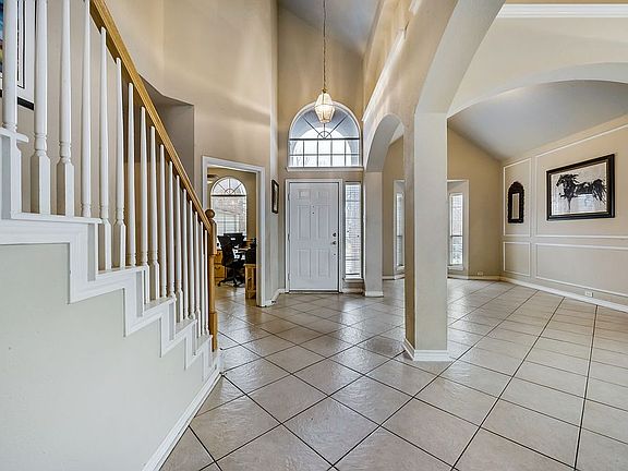 5th image of 2809 Saint Mark Dr