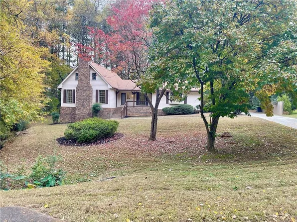 537 Shay Dr SW, Marietta, GA 30060
