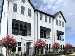 2745 Providence St, Houston, TX 77020