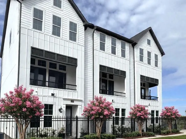 2745 Providence St, Houston, TX 77020