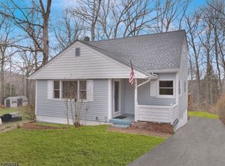 44 Mayne Ave, Stanhope, NJ 07874