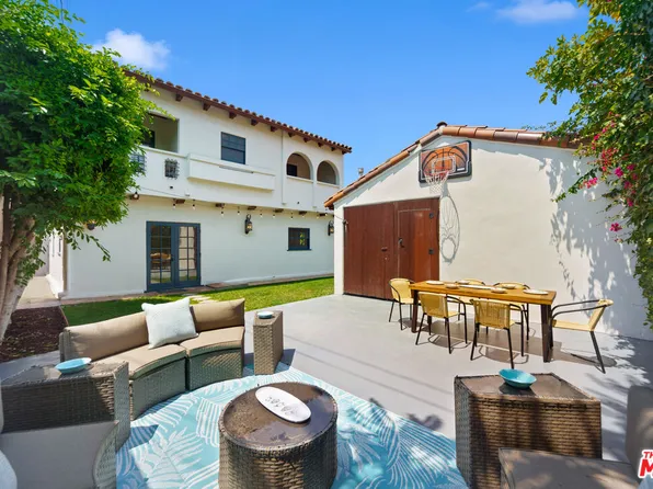 588 N Gower St, Los Angeles, CA 90004