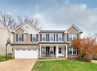 1172 Oak Hollow Dr, Imperial, MO 63052