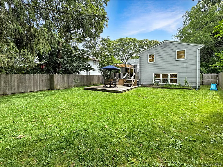 98 Frederick Ave — Photo 29