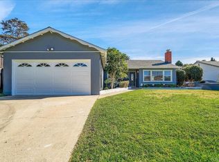 609 Galaxy Dr, Vista, CA 92083