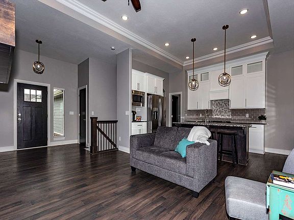 4th image of 2822 N Woodridge St